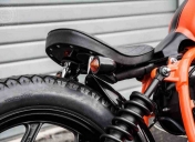 Selle Bobber et fixations usinées