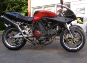 DUCATI 900