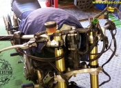 Montage d'une fourche de GSXR et accessoires