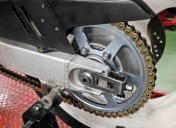 Kit chaine neuf et nettoyage de la moto