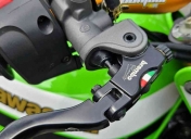 zoom maitre cylindre de frein Brembo