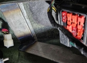 Retour en atelier pour fabrication d'un support spécifique pour rigidifier cette coque (c'est franchement pas un bon accessoire !)