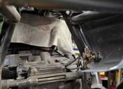 Fabrication et soudures des supports pour pouvoir remettre les flancs latéraux en place.