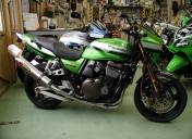 ZRX 1200R DE STEVEN